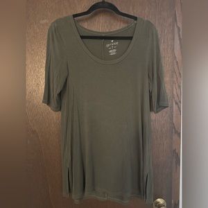 American Eagle Soft & Sexy Tee